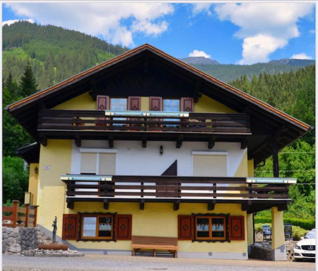Zugspitzhaus Monika Lermoos Luaran gambar